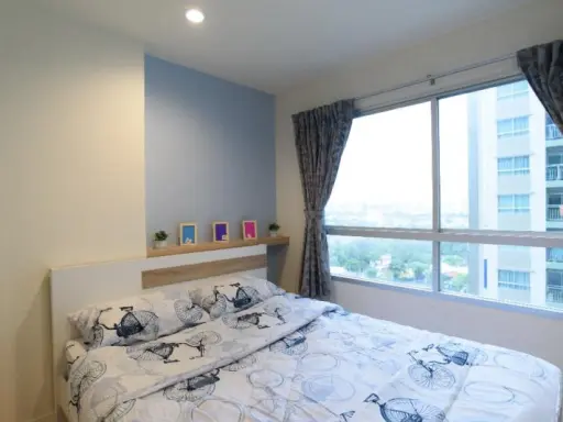 Condo for rent, Lumpini Ville Nakhon In-River View, beautiful room, blue tone, comfortable, very pleasant to live in. Don't wait, move now.