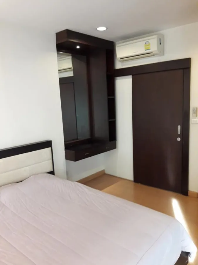 ให้เช่า คอนโด ดิ แอดเดรส สุขุมวิท 42 พร้อมอยู่ พลาดไม่ได้แล้ว จองเลย