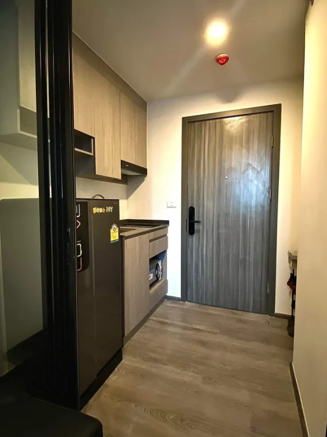 For rent, The Origin Sukhumvit-Sai Luat E22 Station, 3rd floor, has a Walk-in Closet, fully furnished, book now, urgent.