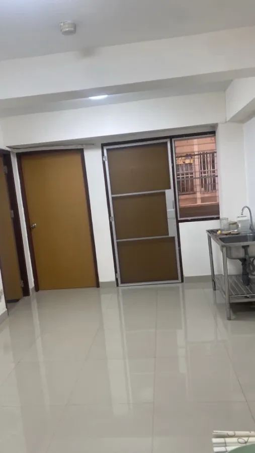 ให้เช่า Century Park Condominium ห้องเปล่า โปร่ง โล่ง ราคาดี สนใจรีบจองเลย อย่ารอช้า
