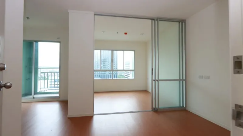 ขาย ลุมพินี พาร์ค รัตนาธิเบศร์-งามวงศ์วาน ห้องเปล่า สิ่งอำนวยความสะดวกพร้อม ราคาเป็นกันเอง จองได้เลย