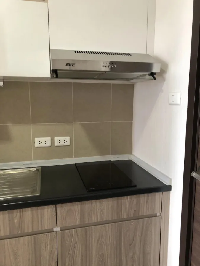 For rent, Supalai Park, Talat Phlu Station, 12th floor, north balcony Big screen TV. Satisfied. Ready to move in, book now.