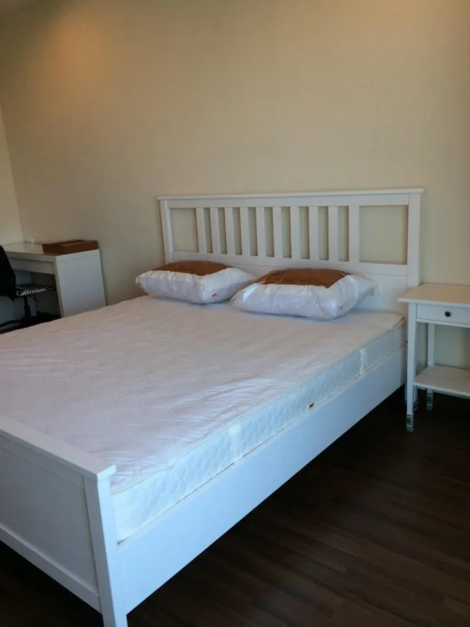 For rent, Supalai Premier Ratchathewi, 18th floor, good view, room decorated with bright walls. large width Can't reserve anymore.