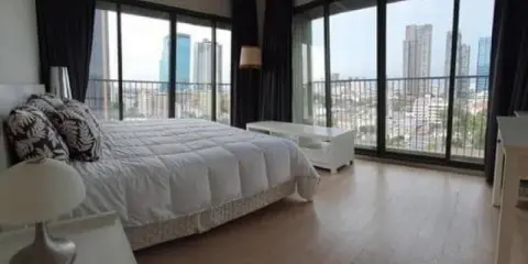 เช่า โนเบิล โซโล ห้องกว้าง เฟอร์ครบ ตกแต่งสวย หิ้วกระเป๋ามาเลย
