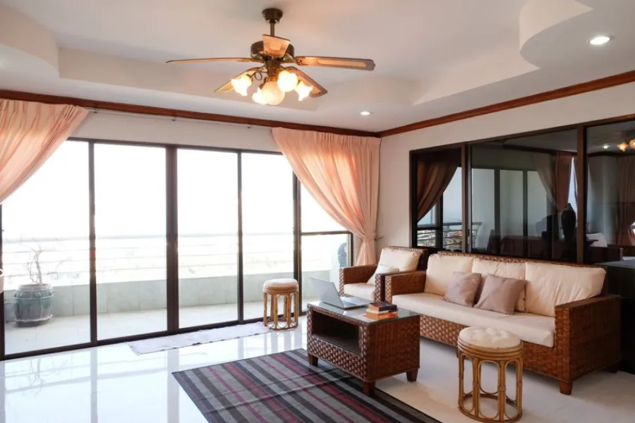 For rent, Pattaya Hill Resort, sea view, beautiful room, fully furnished, complete electrical appliances, ready to move in, hurry up