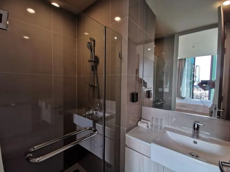 ให้เช่า Noble Recole Sukhumvit 19 เฟอร์ครบ เดินทางสะดวกใกล้ bts มีเครื่องซักผ้า แบบนี้ต้องจอง