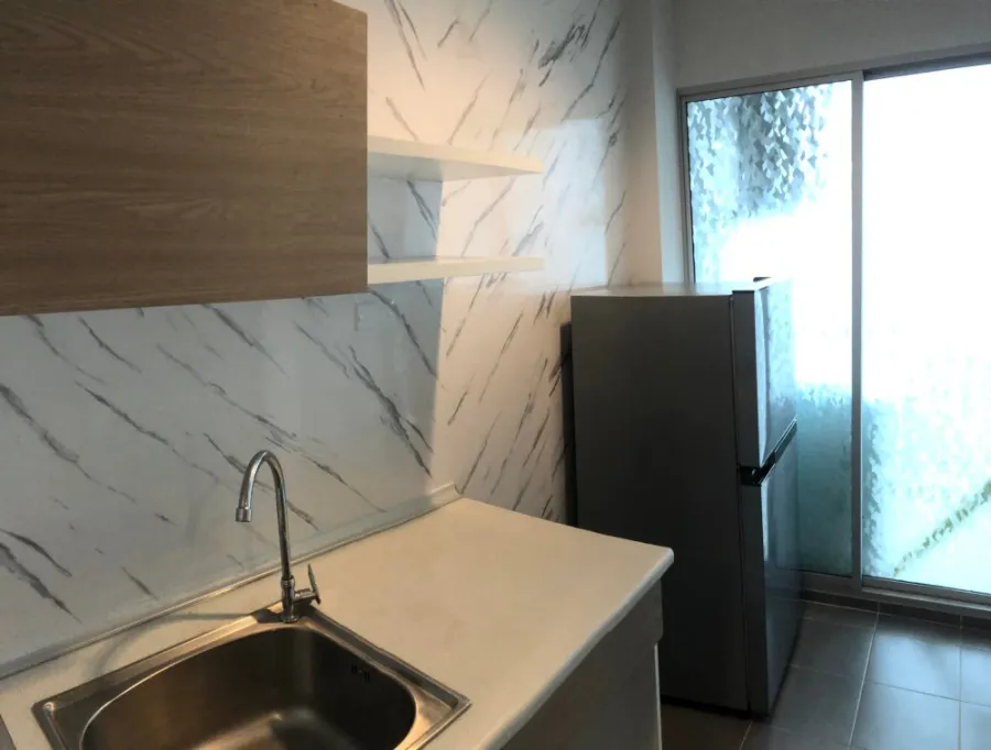 For rent, The Kith Light, Bangkadi-Tiwanon, new room, divided into proportions, 6th floor, good height, book quickly.
