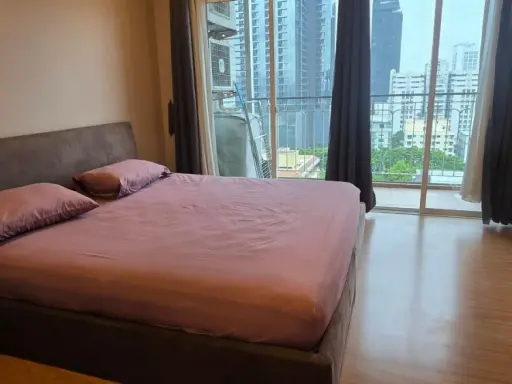 For rent!! Condo The Complete Ratchaprarop, 14th floor, very beautiful room, fully furnished, ready to move in, don't miss it!!
