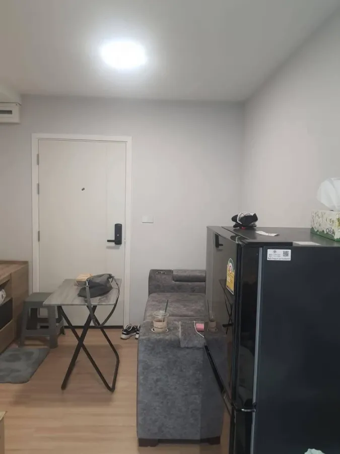 For sale: Plum Condo Mix Chaengwattana, 4th floor, Building B, complete with furniture and appliances. Must reserve this.