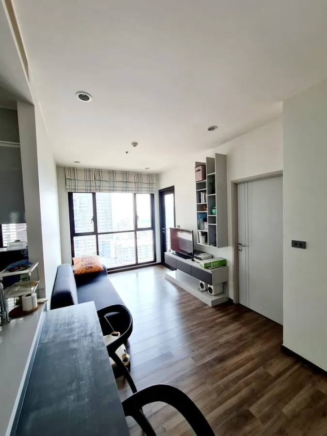 ให้เช่า Wyne Sukhumvit ชั้น 17 ห้องกว้างมาก ตกแต่งเรียบง่ายแต่น่าอยู่สุดๆ พลาดไม่ได้แล้ว จองเลย