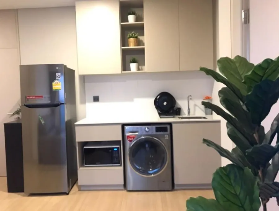 Condo for rent, Lumpini Suite, Phetchaburi, Makkasan, 24th floor, get a city view, plus a good price, you need to reserve before the room is gone.