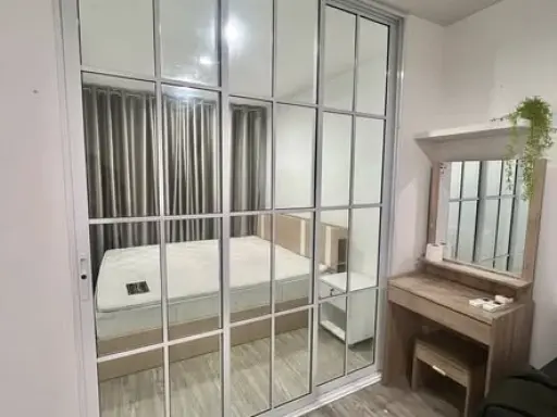 For rent: Regent Home Sukhumvit 97/1, clearly separated room, fully furnished, appliances included, just bring your suitcase and move in.