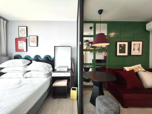 For rent: The Base Phetchaburi - Thonglor, high floor unit, beautifully decorated, very stylish, ready to move in.
