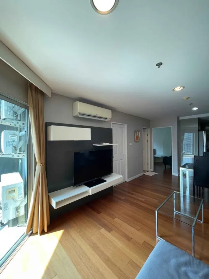Belle Grand Rama 9 for sale, spacious room, large sofa, unblocked view, don't just look at it, hurry up and book.