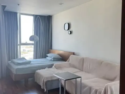 For rent: Le Luk Condominium, 12th floor, bright, clean, airy, comfortable, nice to live in. Interested? Reserve now!