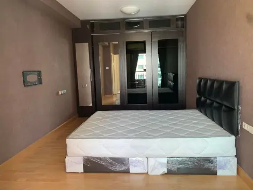 Condo for rent city home Rattanathibet with wallpaper in the whole room have a high angle view of the pool Ready to move in. Hurry up to reserve.