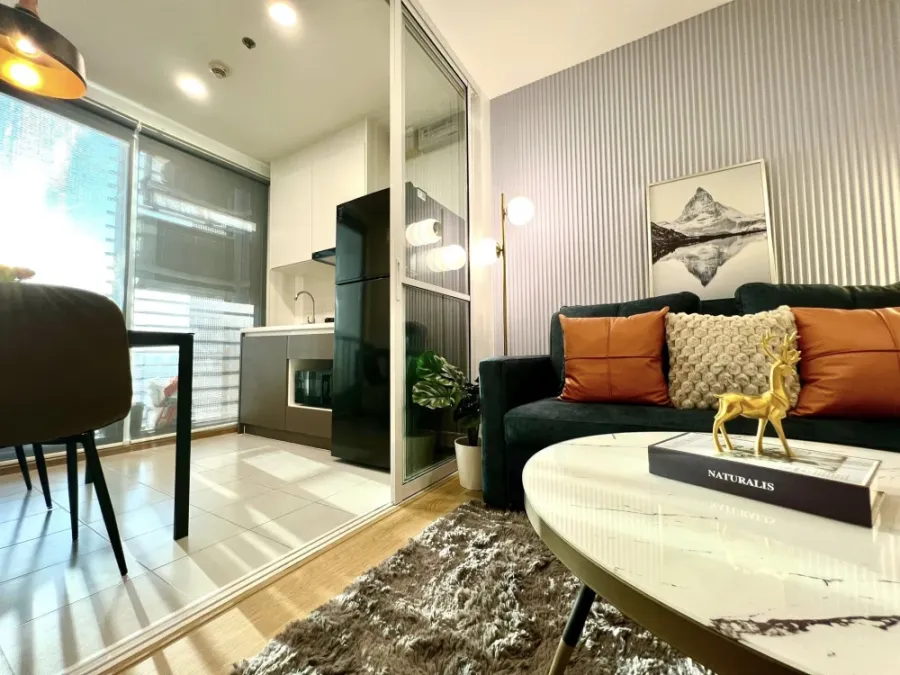 ขาย The Base Sukhumvit 77 ห้องน่าอยู่ เฟอร์พร้อม กว้างขวางอยู่สบาย จองเลย