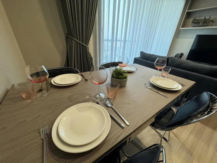 For rent, M Chatuchak, high floor, simple decorated room. Wide with usable space Animal lovers, don't miss this. Book now.