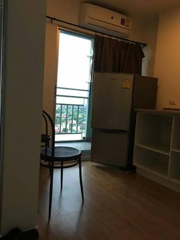 Condo for rent: Lumpini Ville Ramkhamhaeng 60/2, very private corner room, high floor Recommended, it's good.