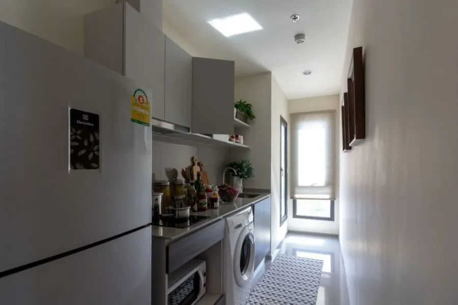 ขาย คอนโด เซ็นทริค รัชดา-ห้วยขวาง 2 นอน 2 น้ำ ห้องกว้าง Fully Furnished มาแต่ตัวเข้าอยู่ได้เลย