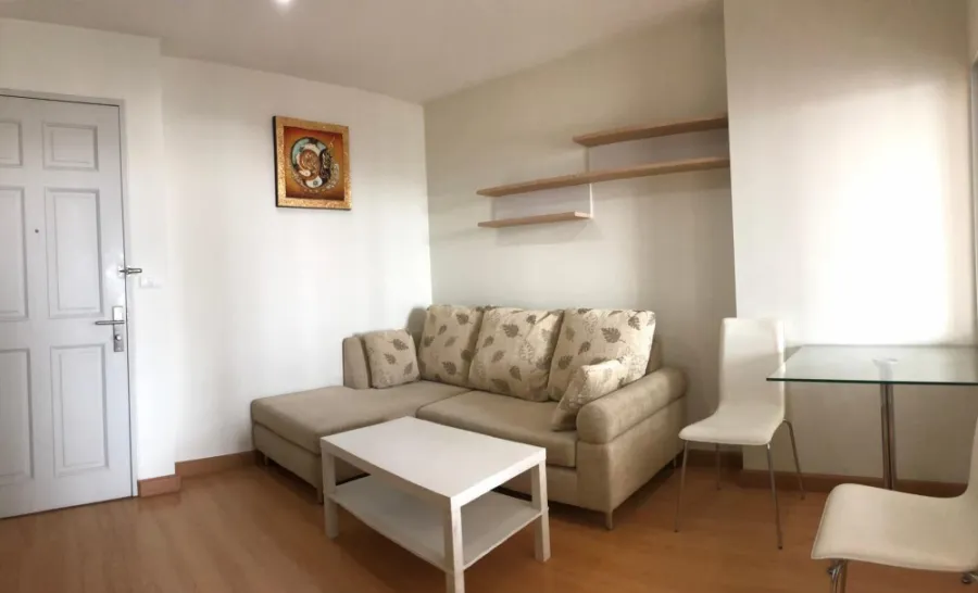 Condo for sale, Life @ Ratchada-Sutthisan, large room with usable area, 9th floor, good view, great price, you will regret it if you miss it.