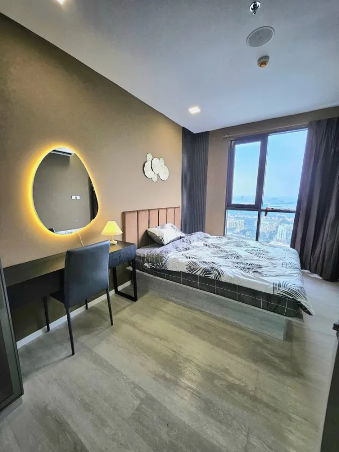 For rent, Modiz Launce Rangsit, 28th floor, divided room, fully furnished, nice to live in. Hurry and reserve now, don't miss it, urgent.