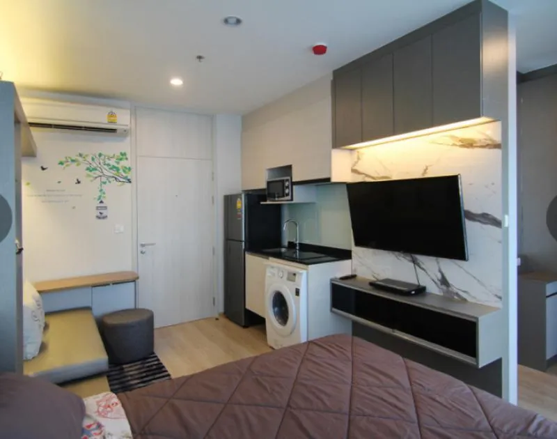 For Rent Noble Revolve Ratchada, garden view, furniture and electrical appliances, ready to move in. Do not miss it. Hurry up.