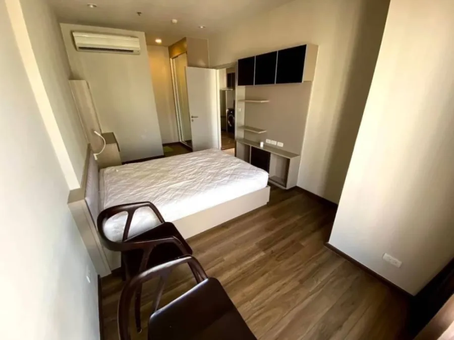 ให้เช่า ออนิกซ์ พหลโยธิน ห้องชั้นสูง กั้นเป็นสัดส่วน พร้อมเฟอร์นิเจอร์ built-in อย่างดี ห้ามพลาด!!