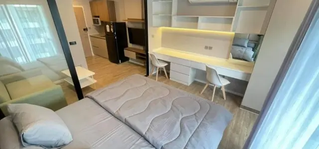 ห้องตกแต่งสวยมาก บิวท์อินจัดเต็ม เฟอร์และเครื่องใช้ไฟฟ้าครบ จองเลยที่ Kave Town Space ให้เช่า images