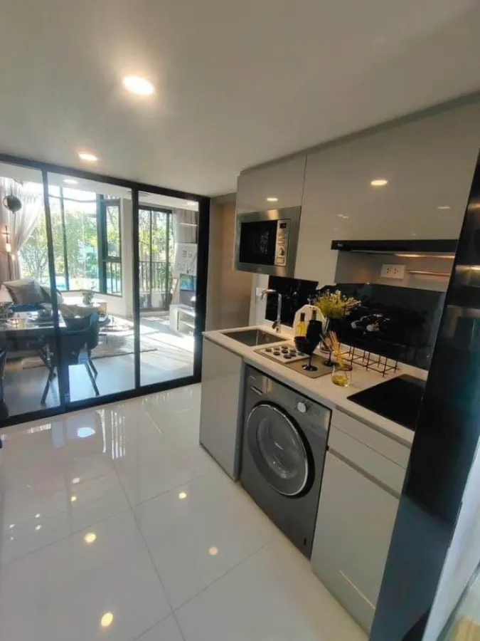ขายดาวน์ คอนโด ไนท์บริดจ์ สเปซ พระราม 4 เป็นห้อง LOFT แบบฝ้าเพดานสูง บนทำเลยอดฮิต รีบจองก่อนหมด!!