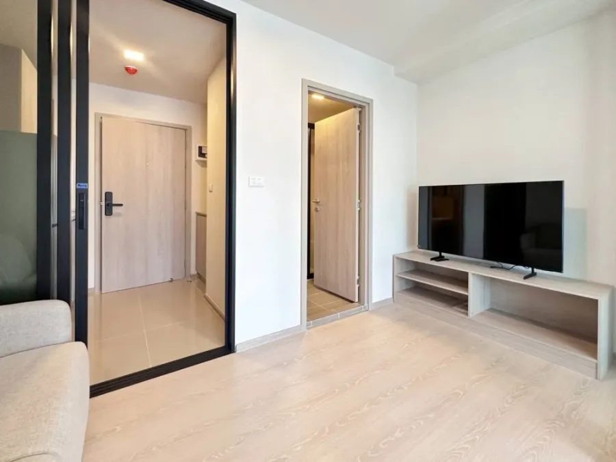 For Rent: D Condo Shine Rangsit, Rangsit. Ready to move in, fully furnished. Book today!