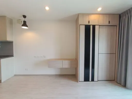 Condo for sale, Ideo Mobi Sukhumvit Eastgate, nice room, wide size, fully furnished, good price, don't miss it. images