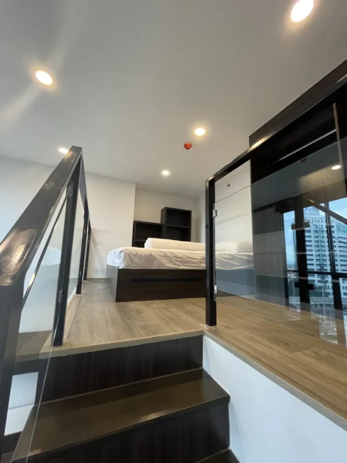 For rent: The Origin Plug & Play Ramintra, a lovely room with high, airy ceilings and a beautiful, unblocked view. Reserve now!