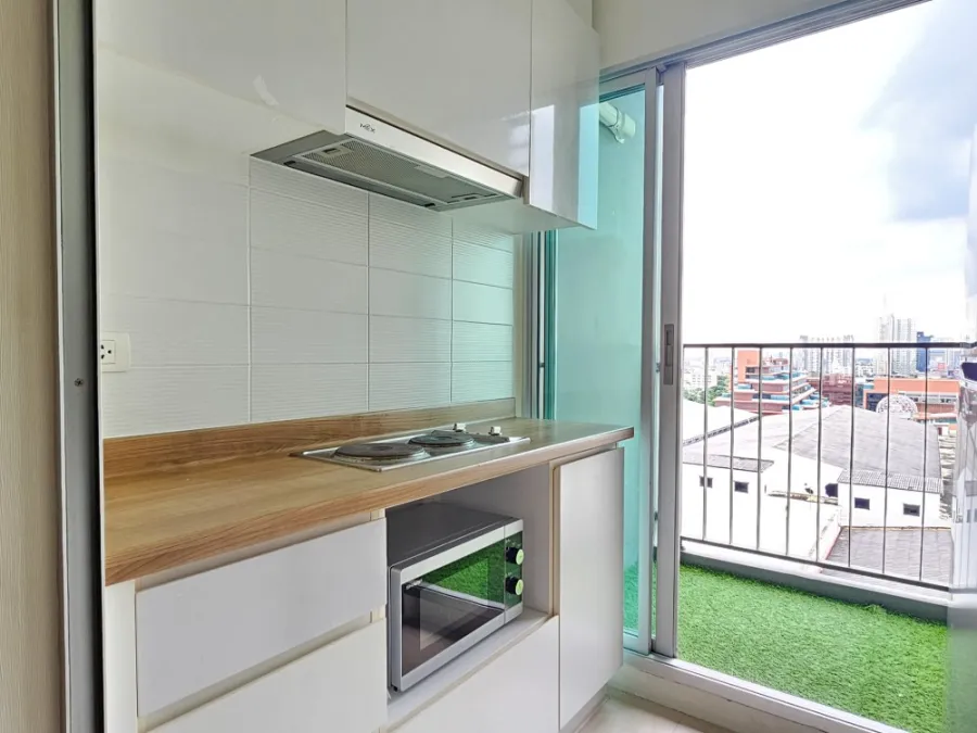Condo for sale U-Delight Rattanathibet, high floor (16), comfortable, swimming pool view. It's good to buy for yourself. It's a great investment. Hurr