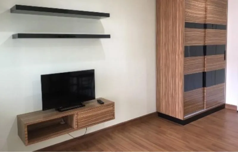 ให้เช่า REGENT HOME 18 แจ้งวัฒนะ-หลักสี่ ชั้น สูง ตกแต่งเฟอร์นิเจอร์ลายไม้ พร้อมเข้าอยู่รีบเลย