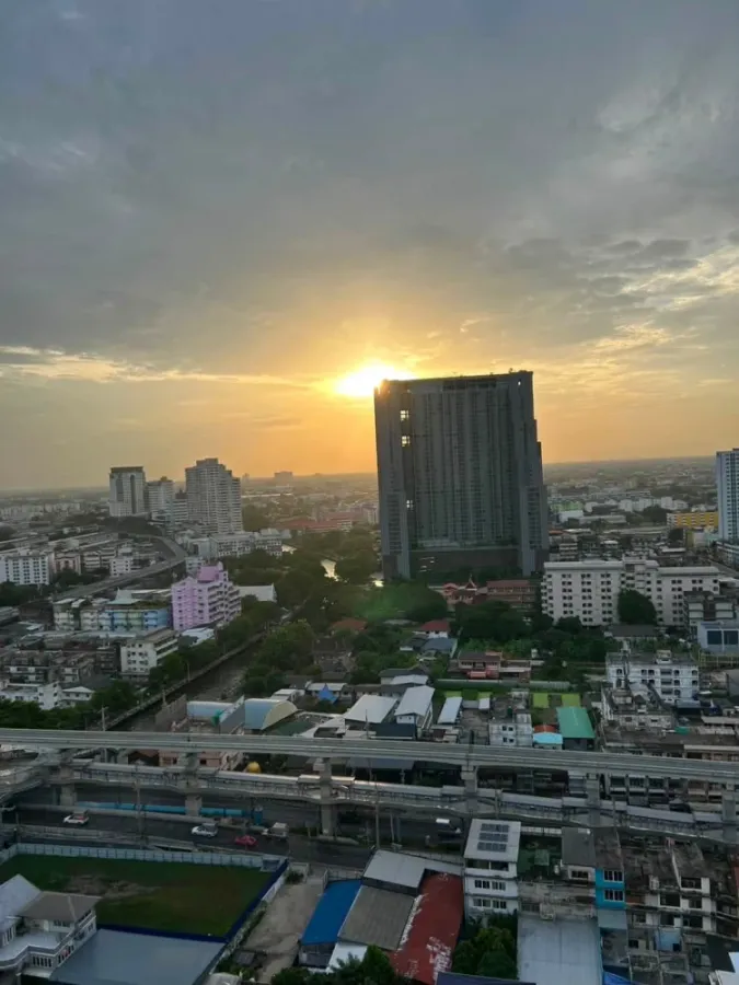 ให้เช่า คอนโด ไอดีโอ รามคำแหง ลำสาลี สเตชั่น | ห้องชั้นสูง พร้อมเฟอร์นิเจอร์ครบ