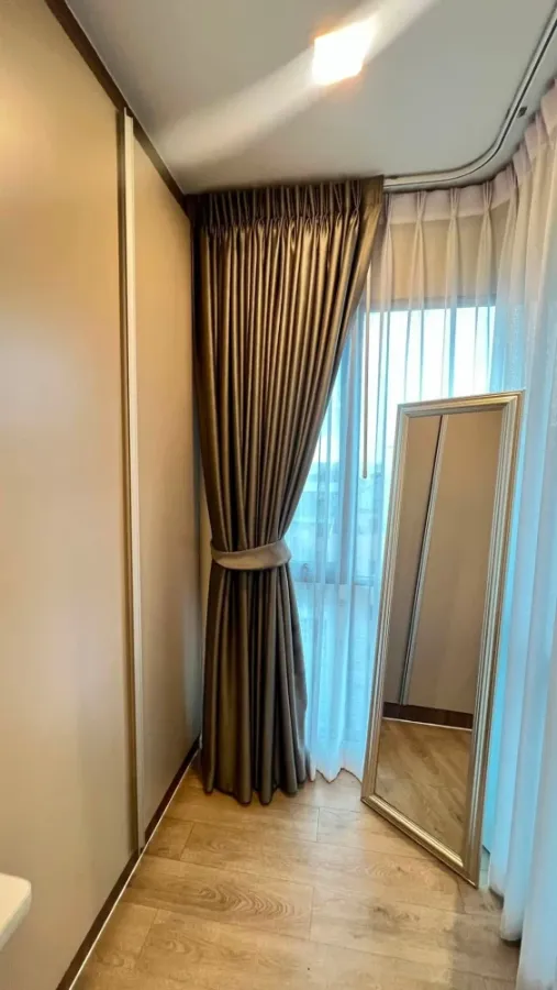For sale or rent: Kave Town Shift, Building B. This is the only building in the complex where the management office receives parcels and food deliveri
