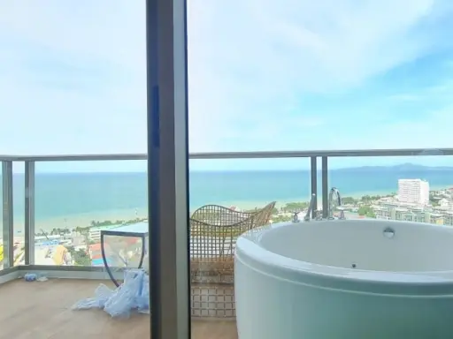 ขาย คอนโด เดอะ ริเวียร่า โอเชี่ยน ไดร์ฟ (จอมเทียน) ห้องกว้าง พร้อมJacuzzi ชมวิวทะเลได้แบบจุใจ รีบเลย
