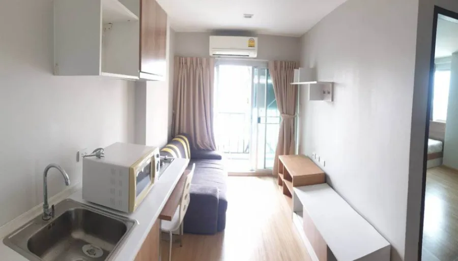Let's come. Condo. Cheap price. The best mattress fully furnished Ready to move in at Lutino Condo Tiwanon for sale.