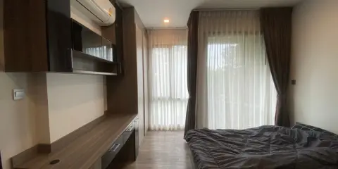 Brown Condo รัชดา 32 ให้เช่า พร้อมเฟอร์ Built-in เครื่องใช้ไฟฟ้าครบ พร้อมอยู่สุดๆ ย้ายด่วนๆเลยจ้า