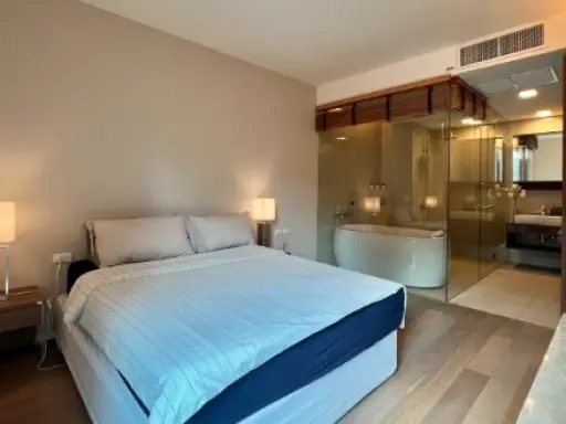 For rent: Siamese 39, 2nd floor, pool view. Beautifully furnished and fully equipped. Book now, don't wait! images