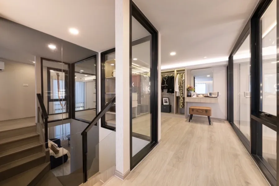 ขายดาวน์ Origin Place Phetkasem ห้อง Duplex แบบ 1 Bedroom Plus ห้องมุม ติดกับบันไดหนีไฟ ไม่ติดกับห้องอื่น ต้องจอง