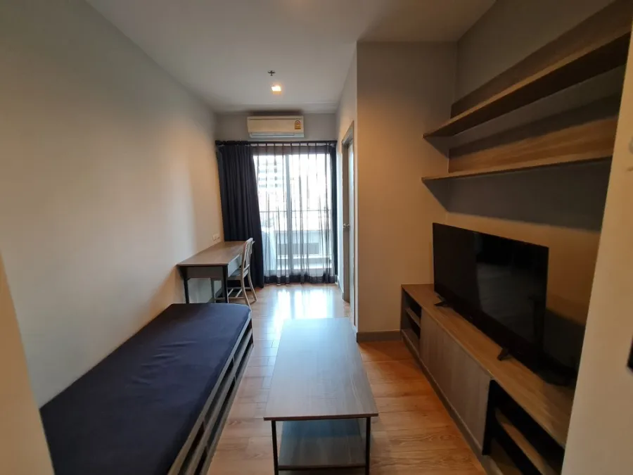 Condo for rent: Chapter one midtown Lat Phrao 24, nice room, fully furnished, electrical appliances, good price, hurry and reserve now.
