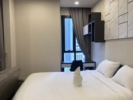 For rent: Ashton Asoke, ready to move in, fully furnished, you'll regret it if you don't book.