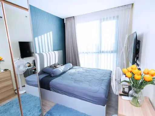 For sale: Knightsbridge Collage Sukhumvit 107, high floor, corner room, city view, no buildings blocking, electrical appliances & furniture included f