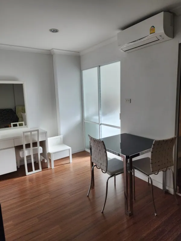 ขาย คอนโด ลุมพินี สวีท ปิ่นเกล้า 1ห้องนอน 1ห้องน้ำ ชั้นสูงสุดของตึก ซื้อด่วนๆเลยจ้า