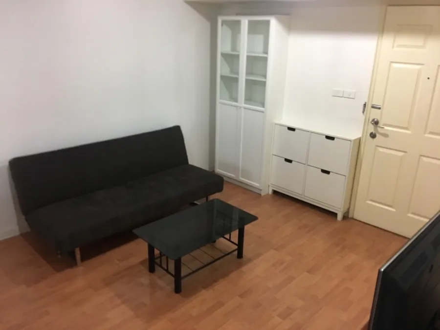 Condo for rent Lumpini Ville Cultural Center Complete with electrical appliances, fully furnished, ready to move in. Don't wait.
