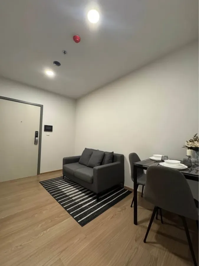 Condo for rent Chewathai Pinklao ห้องพร้อมอยู่ สิ่งอำนวยความสะดวกครบ รีบมาจับจองเลย