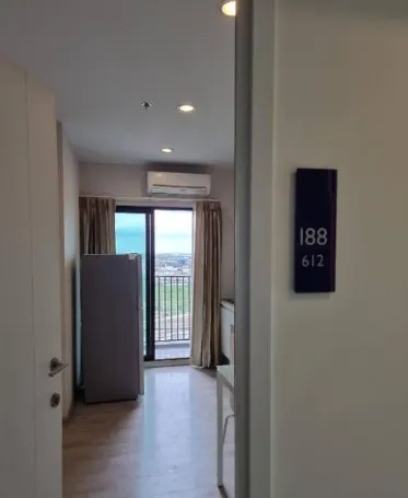 Sale Plum Condo Central Station Phase 1, 2 bedrooms, 2 bathrooms, fully furnished, high view, cool breeze all year round, book now