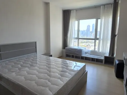 For rent: Supalai Veranda Rama 9, high floor, good view, good furniture. Great electrical appliances. Reserve now.